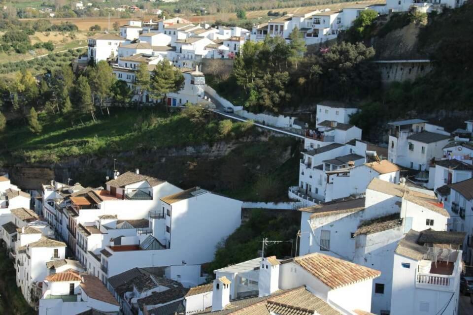Alojamiento Rural Carmen Setenil De Las Bodegas 外观 照片